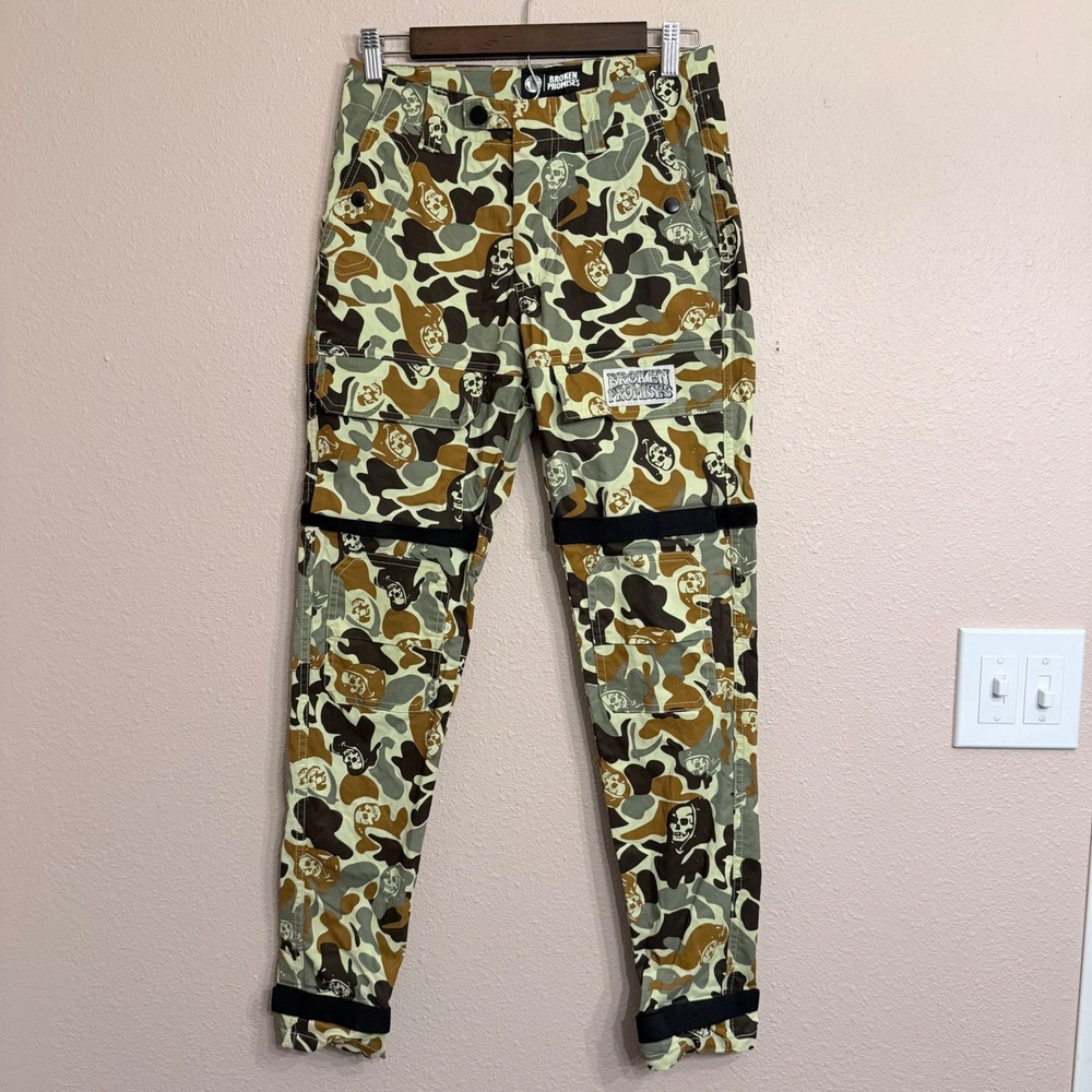 Broken Promises Skull Camo Cargo Pants Womens 28 Tan Brown Streetwear Strapped